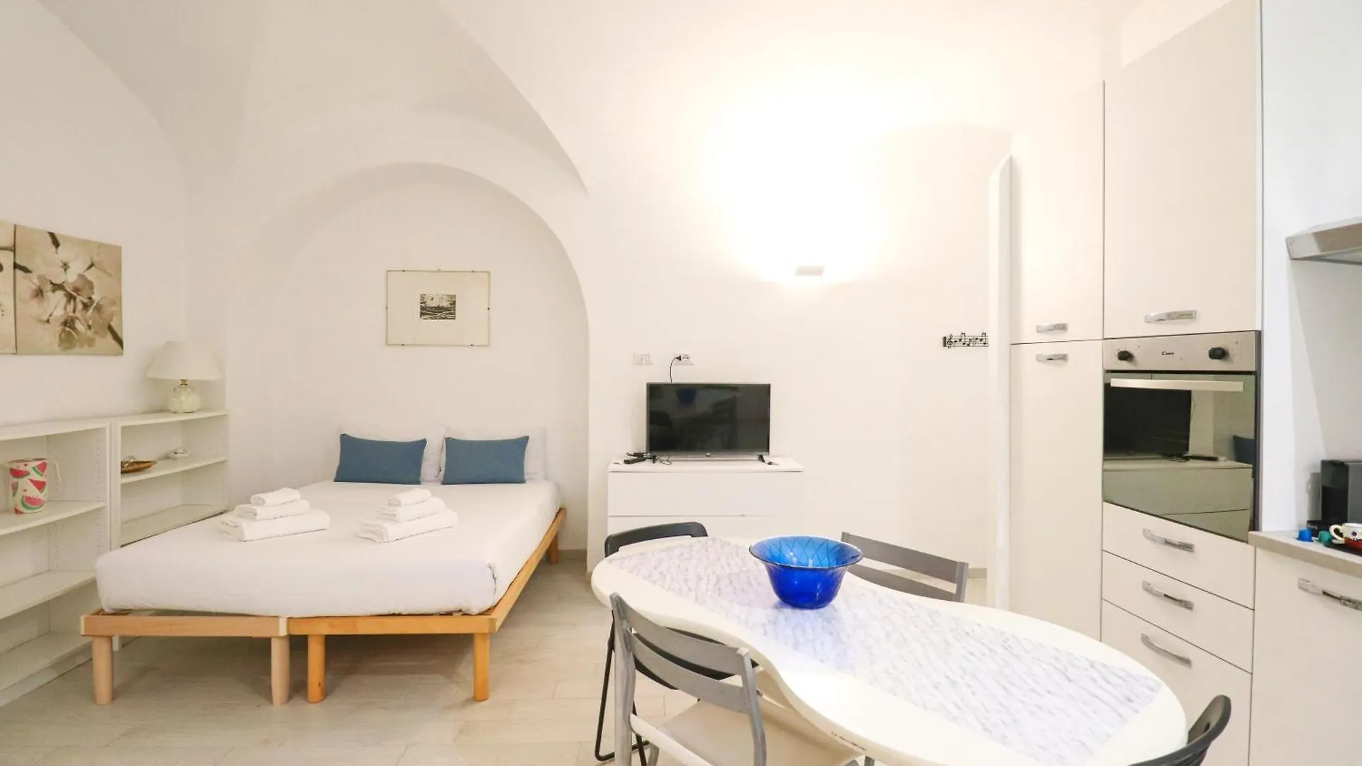 Apartment Roma Centro 10 Min - Confortevole Apt - Metro 5 Min