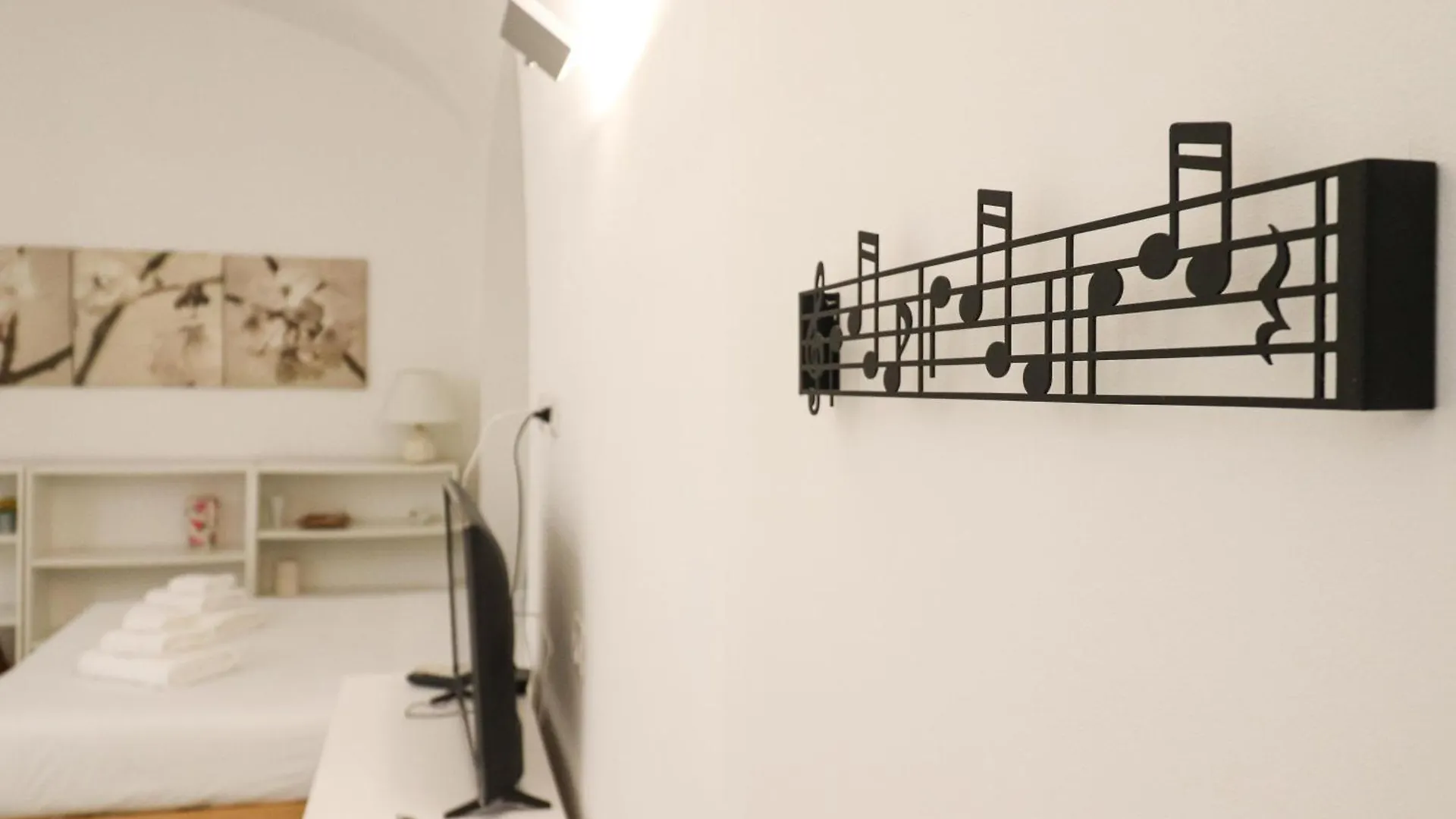 Apartment Roma Centro 10 Min - Confortevole Apt - Metro 5 Min Italy