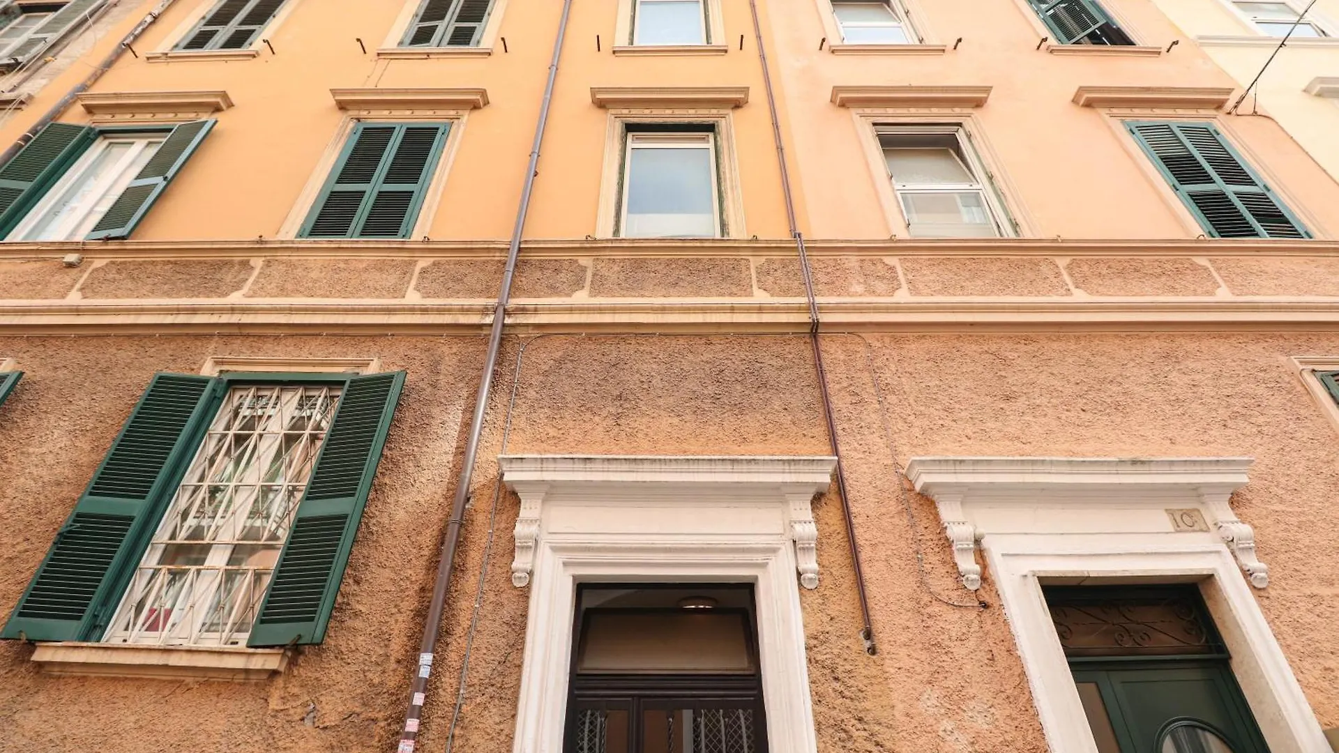 Apartment Roma Centro 10 Min - Confortevole Apt - Metro 5 Min