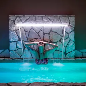 87 إيتي-سيفن فندق